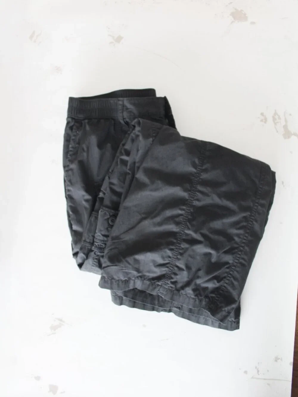 Aritzia TNA Romario Cargo Pants - Size Medium - Picture 10 of 11